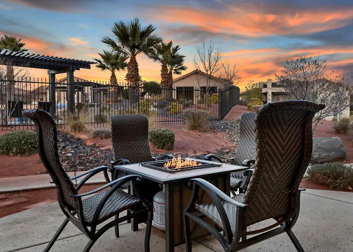 33| Poolside Retreat In St George With 3 Deck Views