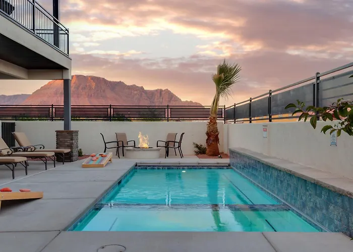 Ocotillo 70 Red Mountain View Resort, Private Pool & Hot Tub
